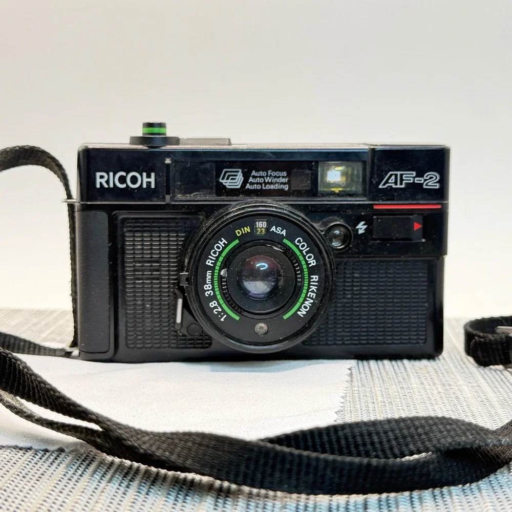 Vtg Ricoh AF-2 35mm Film Camera Color Rikenon 38mm f2.8 Lens Auto Focus READ